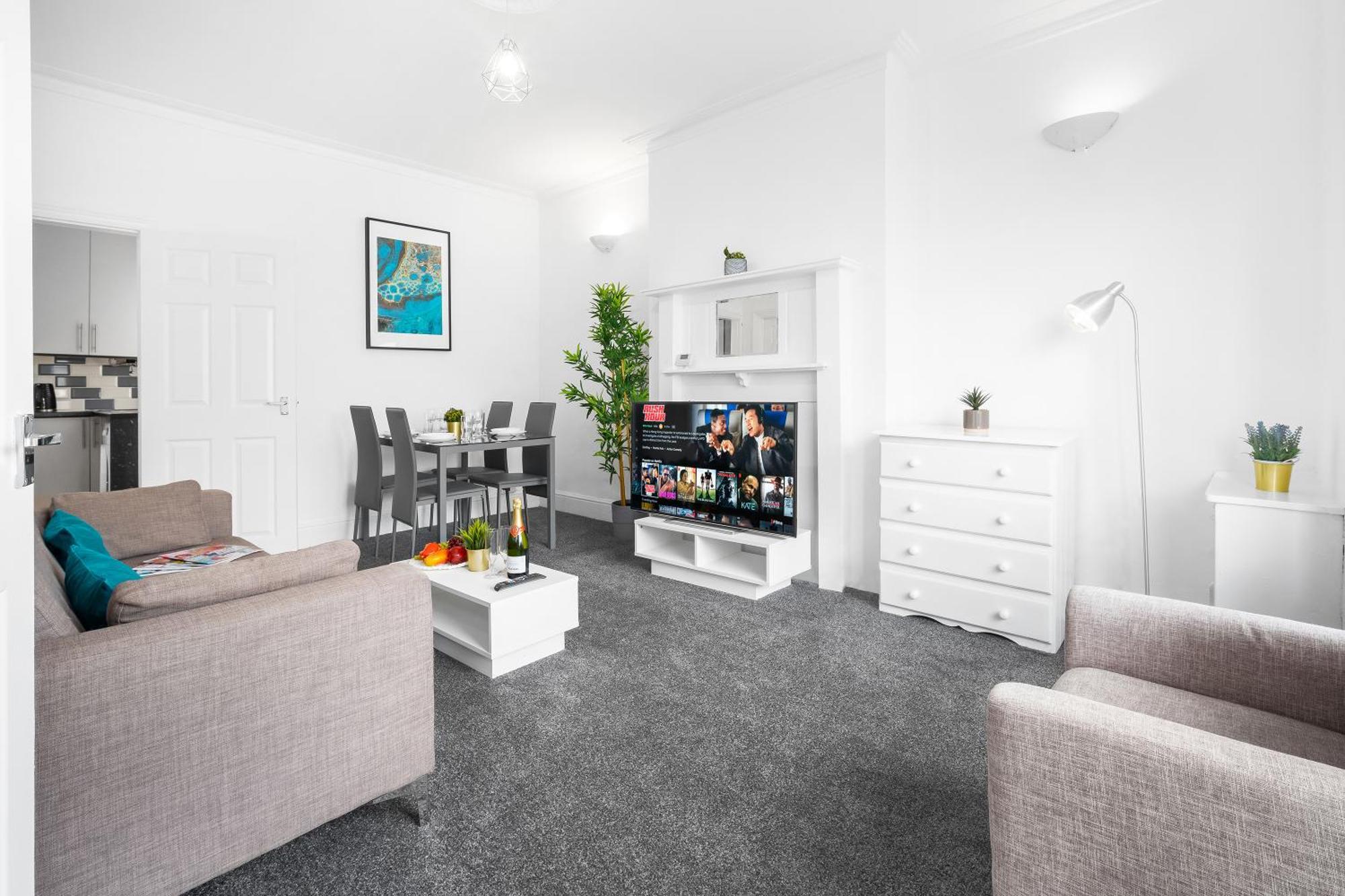 Harborne 2 Bedroom House - Parking - Smart Tv - Wifi - 62W Birmingham Exterior photo